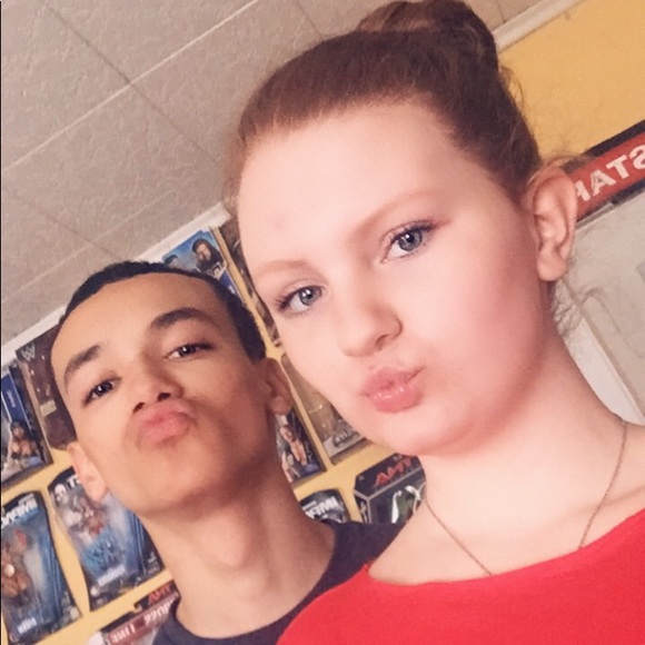 Meet your Posher, Jeanette - Picture 1 of 1